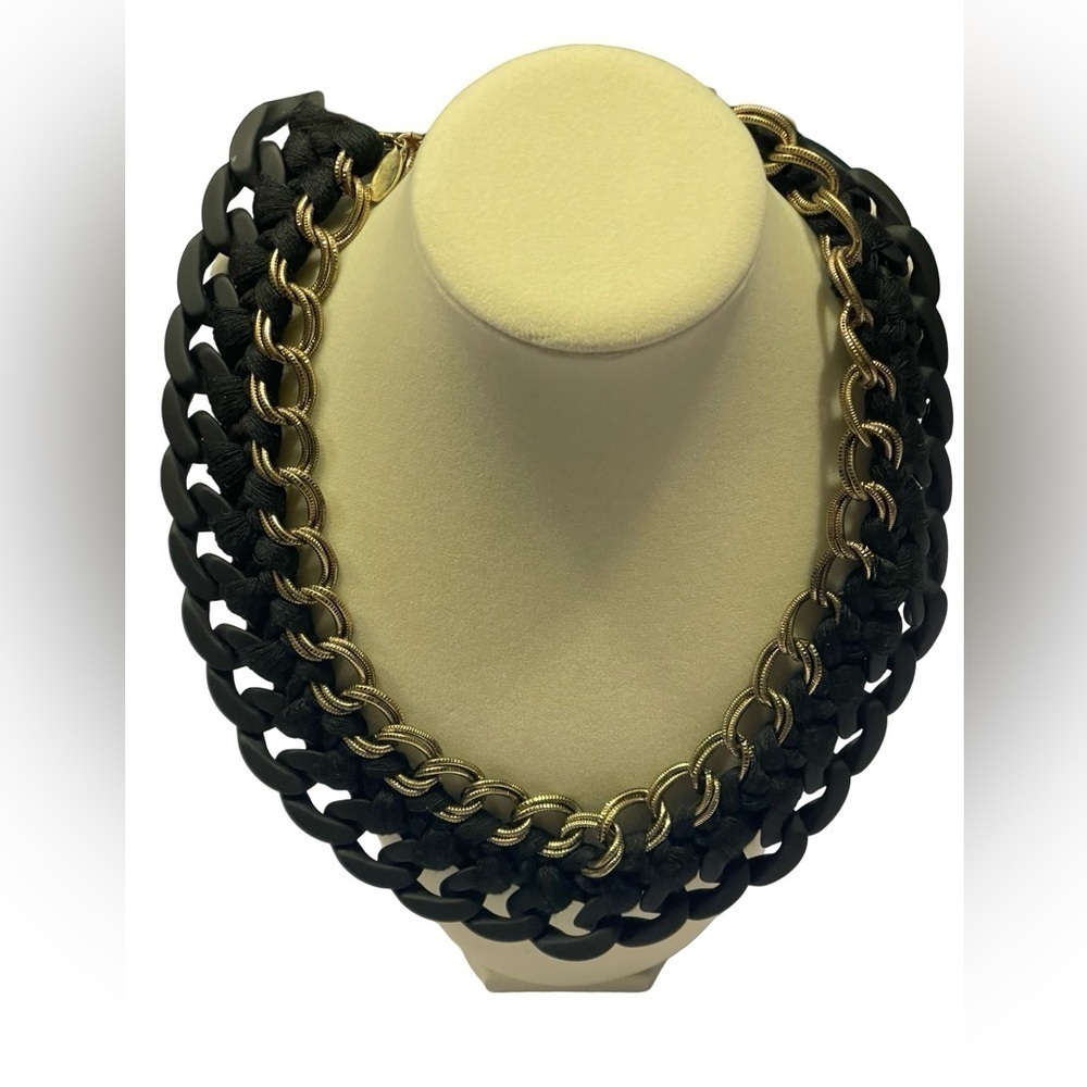 NWT Chico’s Black/Gold Links Collar Necklace